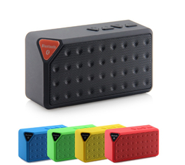 Портативная колонка X3 (FM/USB/AUX/Bluetooth/TF card/съемный аккумулятор)